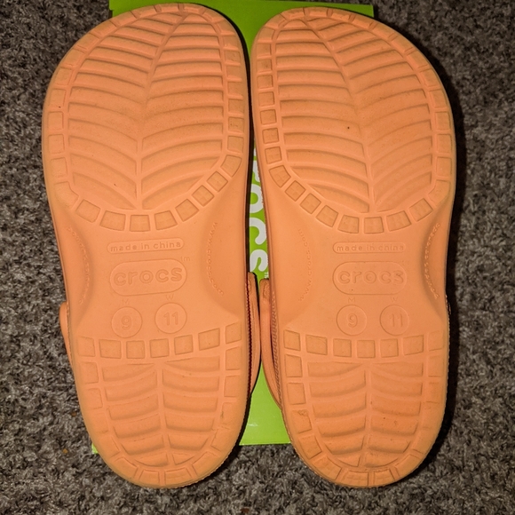 Crocs - Picture 5 of 9